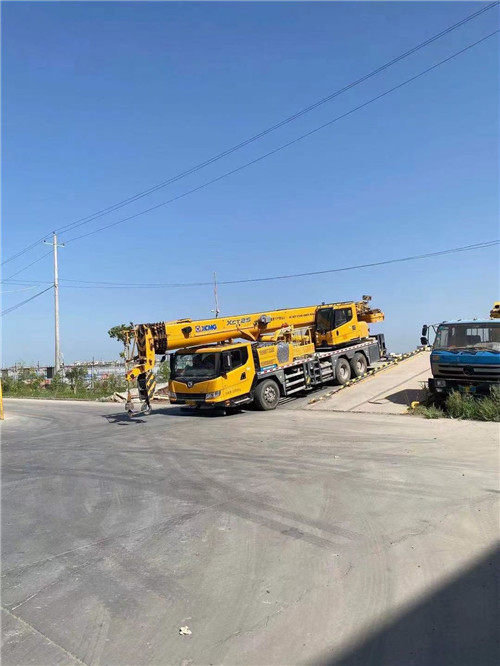 南浔区吊车作业时，可能会产生哪些额外收费项目？