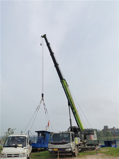 南浔区桥梁建设吊装案例